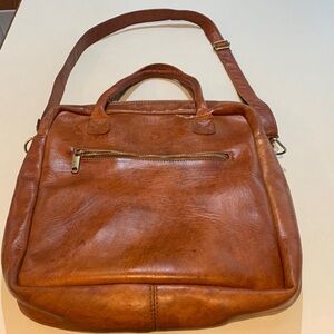 Elegant Tan Leather Women's Bag